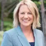 Alison Headsot web 11 1 e1633120302599